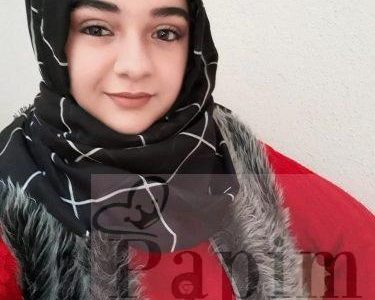 Türbanlı Anadolu Yakası escort Rümeysa sakso sürüklüyor